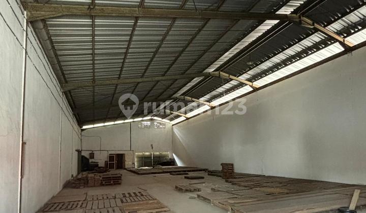 Rare Kapok Warehouse, 540 Square Meters, Includes Ready-to-Use Office Space