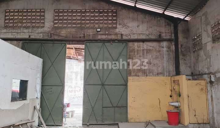 Sewa Gudang Bandengan Luas 300 M Bebas Banjir Siap Pakai