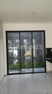 Rumah 2 Lantai Baru Kebayoran Harmoni Furnished Ringan Siap Masuk 2