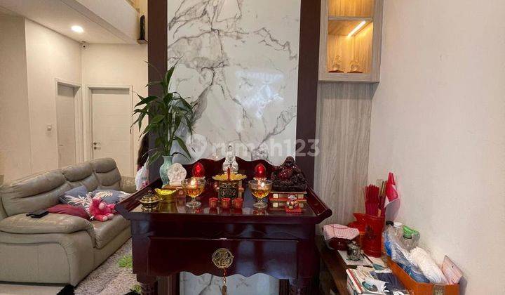 Dijual Rumah 2 Lantai di Riviera Metland Puri Jakarta Barat Bagus 2