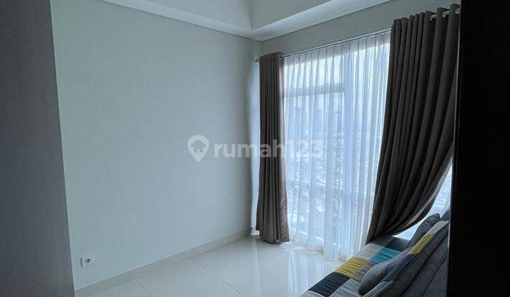 Disewakan apartemen murah di Puri Mansion Jakarta Barat tipe 3 BR semi furnish seperti di foto 2