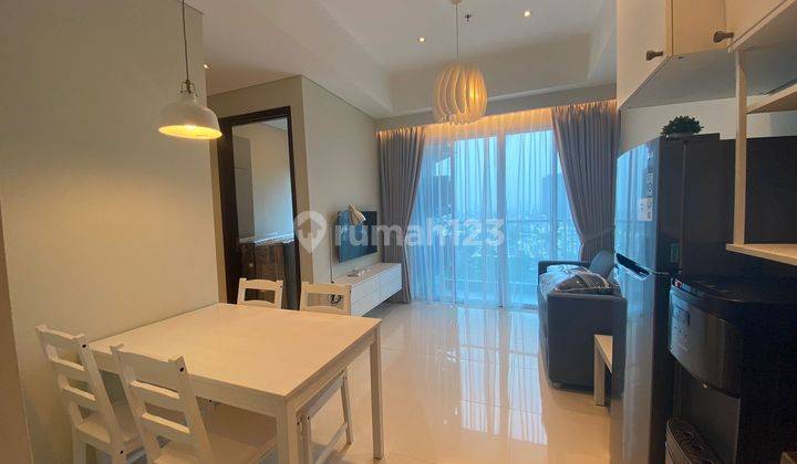 Jarang Ada Sewa Apartemen Puri Mansion Tipe 3 BR Furnish Mewah  1