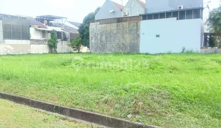 150 sqm Twin Lot in Taman Holandia Residential, Lippo Karawaci.
