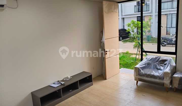 Rumah Bagus 2 Lt Siap Huni Dekat UPH Cendana Cove Lippo Karawaci. Rumah Bagus 2 Lt Siap Huni Dekat UPH Cendana Cove Lippo Karawaci.