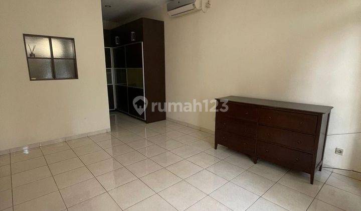 Rumah Bagus Rapi 2 Lt Siap Huni di Taman Pattaya, Lippo Karawaci. 2