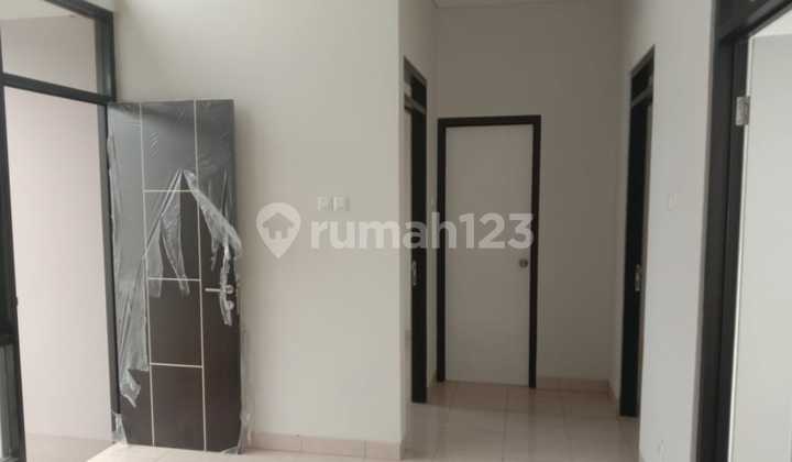 Hot Sale Rumah Cantik Siap Huni Hook Cluster Villagio East Citra Raya