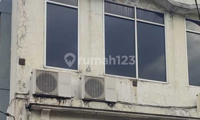 Ruko Asiatic Gandeng 3Lt bisa Sewa Perunit Siap Pakai di Karawaci