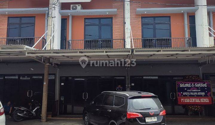 Ruko 2Lt Bagus Siap Pakai Area Ramai Ruko Flora Aryana, Karawaci. 2