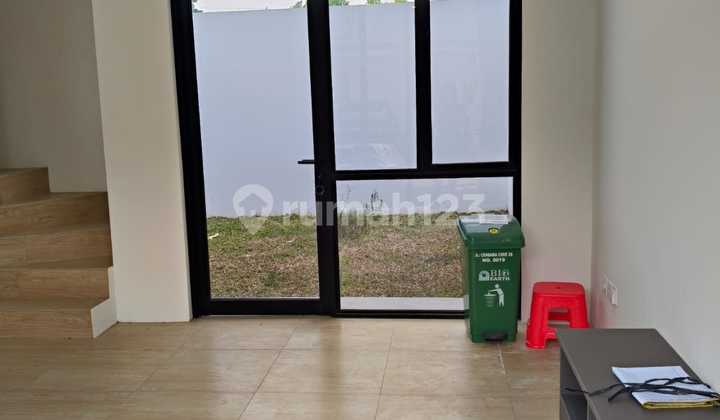 Rumah Bagus 2 Lt Siap Huni Dekat UPH Cendana Cove Lippo Karawaci. 2