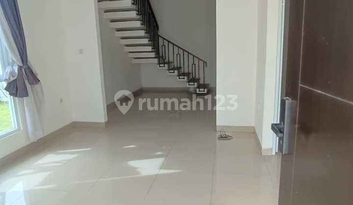 Beautiful Renovated House Ready to Live in the Grand Aryana Karawaci Cluster 2