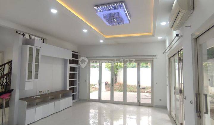 Rumah Cantik Siap Huni Hook Hunian Nyaman Rolling Hills Lippo Karawaci 2