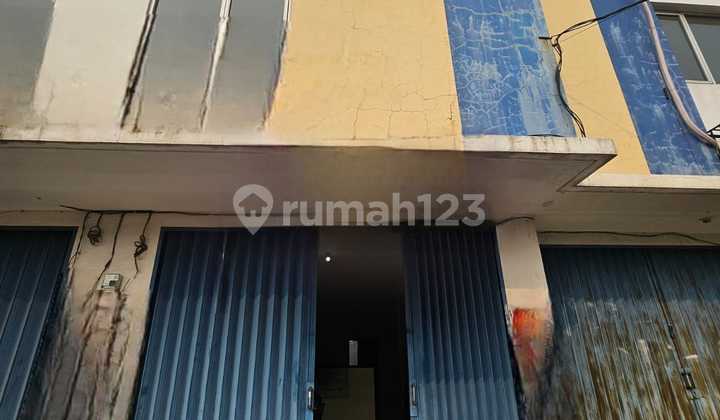 Nice Linked Shophouse 2 Units Ready to Use by Cimone Roadside Tangerang