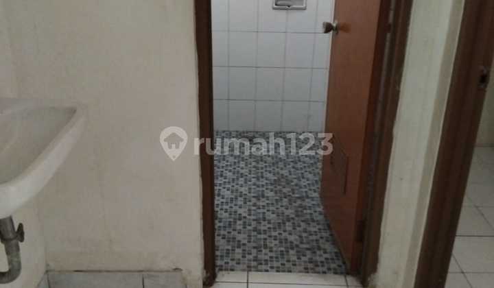 Rumah Bagus 2Lt Lingkungan Asri di Taman Himalaya Lippo Karawaci. 2