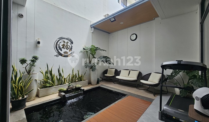 Luxurious Smart Home Design by Tom Elliot Furnished Cluster Brava  2