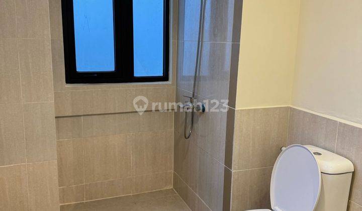 Di Jual Apartemen Meikarta Lippo Cikarang 3 Bedrooms 2