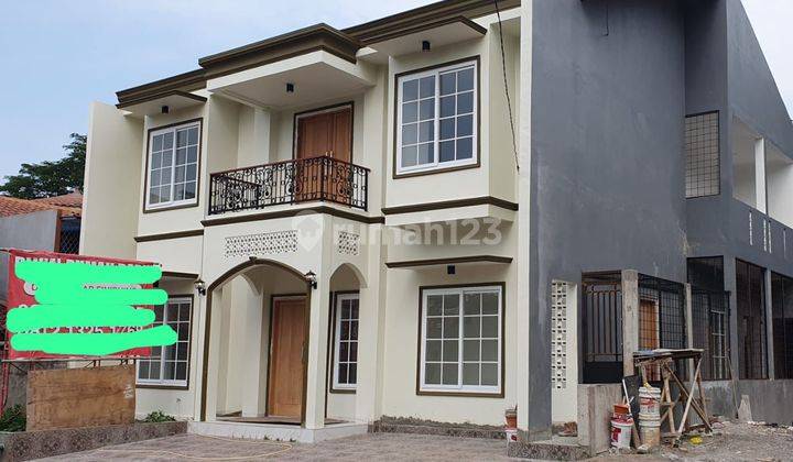 Dijual Rumah Simpruk Mewah Kawasan Elit Lippo Cikarang 1