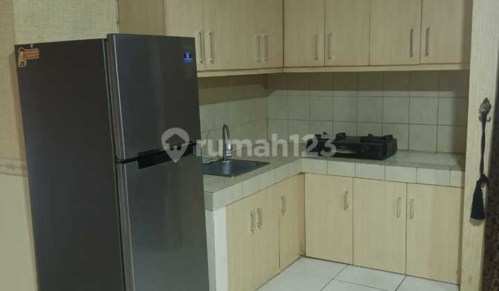 Disewakan Cepatt Mewah Apartemen 3 Kamar Fully Furnished Lokasi Strategis