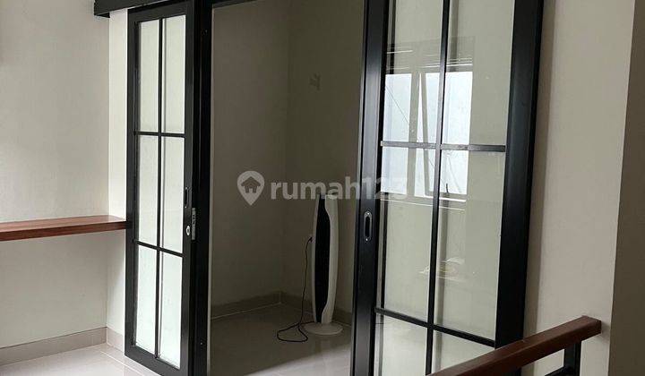 Rumah 2 Lantai Mewah dan Siap Huni di Cluster Premier Estate Jatisampurna Cibubur Bekasi 2