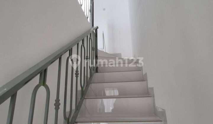 New 2-Story American Classic Style House in Sunter Graha Pratama, North Jakarta - Great Location 2