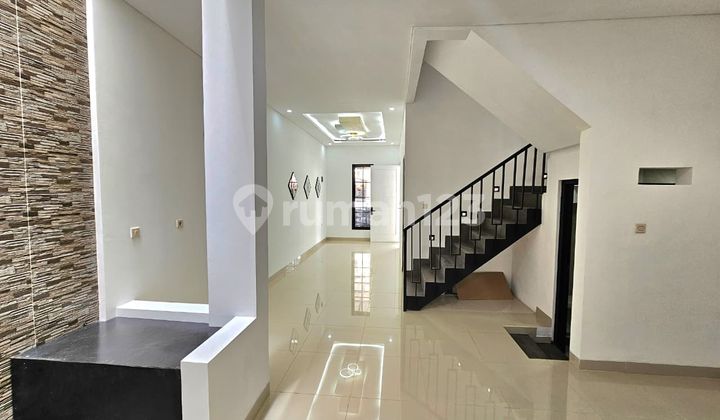 New House for Sale Near Becakayu Toll Road in Pondok Kelapa 2
