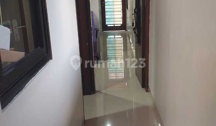 For Sale 1.5-Story Ready-to-Occupy House in Pulo Asem Rawamangun Complex - Flood-Free & Strategic Location 2