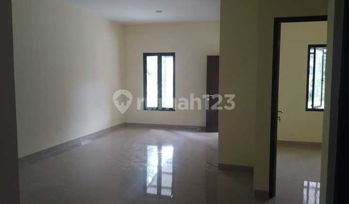 Dijual Rumah Bagus dan Cantik di Serpong Tangerang 2