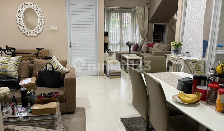 Rumah Hook Semi Furnished Dan Lokasinya Strategis 2