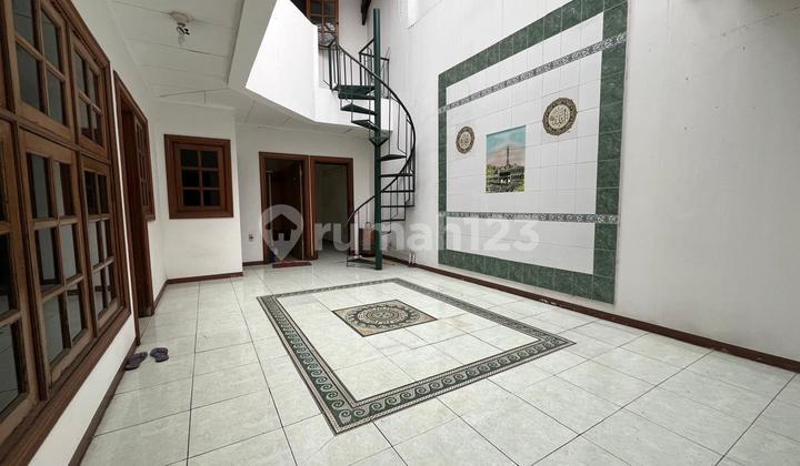 Rumah Besar & Bagus di Kelapa Gading Jakarta Utara - Lokasi Strategis 2