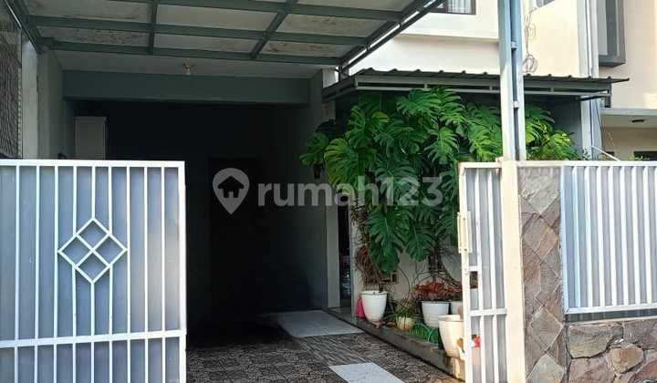 Rumah Rapi & Nyaman 2 Lantai di Cipedak, Jakarta Selatan - Dekat Mall & Tol Rumah Rapi & Nyaman 2 Lantai di Cipedak, Jakarta Selatan - Dekat Mall & Tol