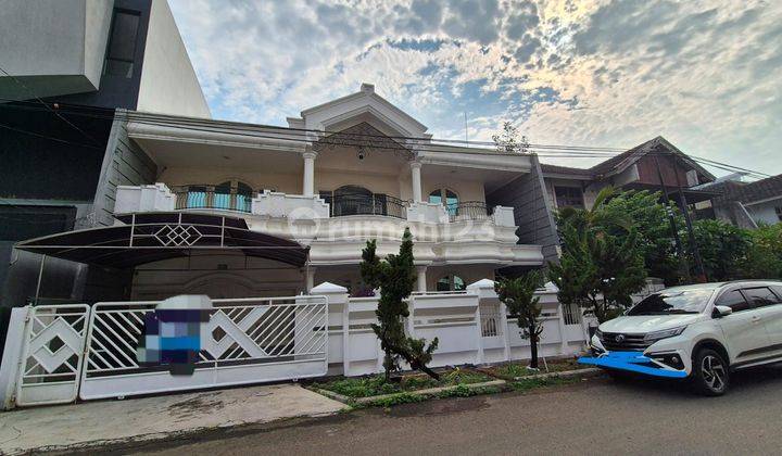 Disewakan Rumah Luas di Kelapa Gading, Jakarta Utara 1