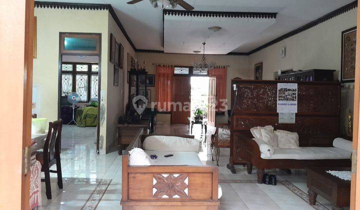 Dijual Rumah Megah di Menteng Dalam, Jakarta Selatan 2