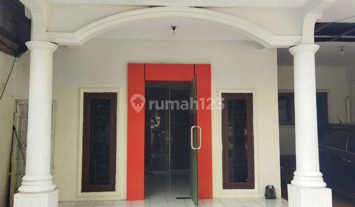 Dijual Rumah Serbaguna di Salemba, Jakarta Pusat 1