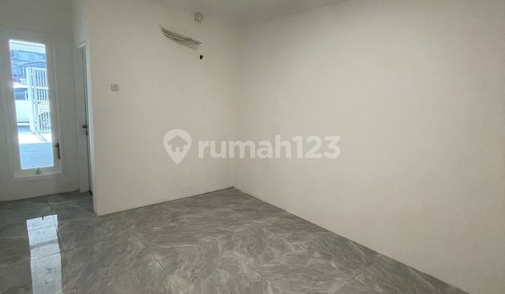 House for Sale Near Toll Access in Muara Karang IX 2