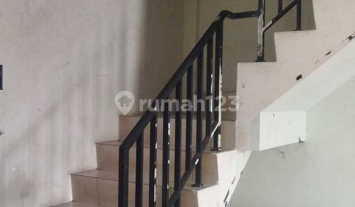 Ruko Ifolia Lokasi Strategis Cocok untuk Gudang Online Shop di Harapan Indah 2 Bekasi