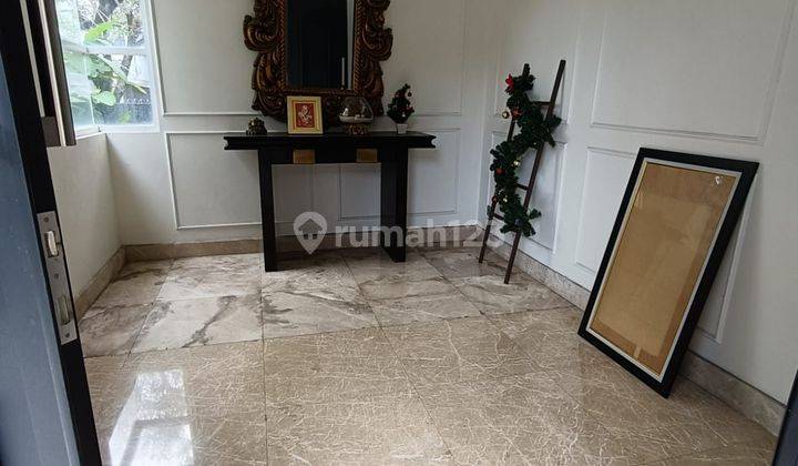 Rumah Mewah Dengan Kolam Renang Didalam Rumah di Permata Hijau Jakarta Selatan 2