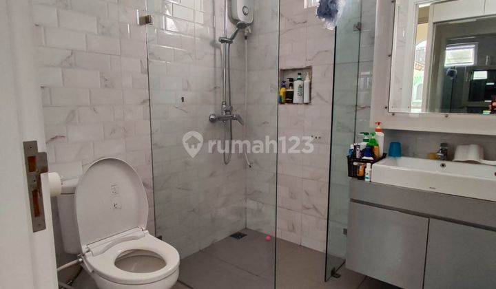 Dijual Rumah Bagus Siap Huni di Jgc, Cluster La Seine, Jakarta 2