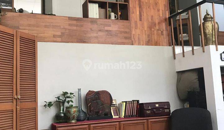 Rumah Mewah 2 Lantai Cocok Di Jadikan Villa Di Setiabudi Bandung  1