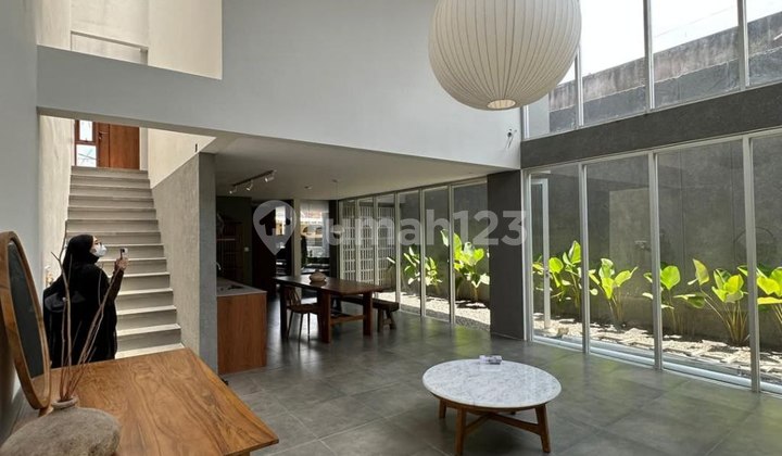 Rumah Baru 2 Lantai Konsep Industrial Modern Di Cisaranten Arcamanik 2