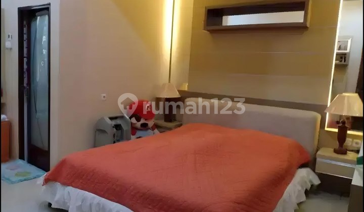 Rumah Hook Mewah 2 Lantai Komplek Turangga Bebas Banjir Dekat Masjid 2