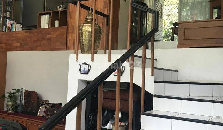 Rumah Mewah 2 Lantai Cocok Di Jadikan Villa Di Setiabudi Bandung  2