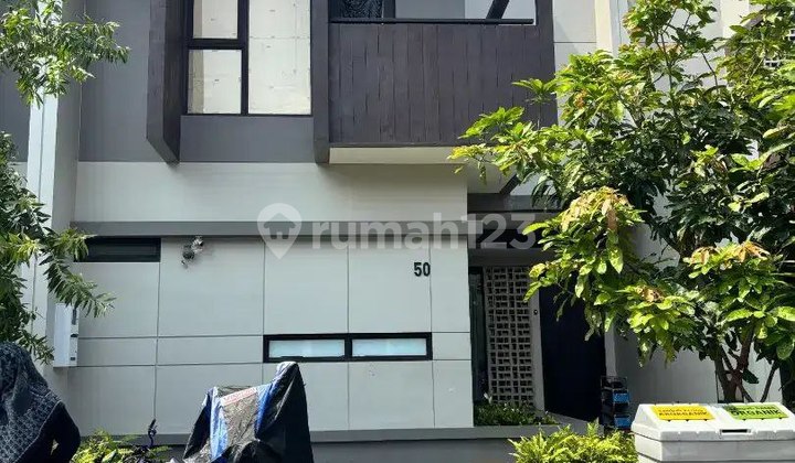 Rumah Siap Huni Dalam Cluster One Gate System Summarecon Bandung 2