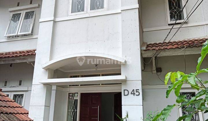 Dijual Cepat Rumah Mewah Classic Dalam Komplek Setiabudi Regency
 1