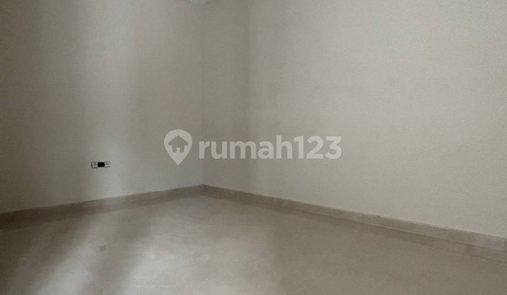 Comfortable and Strategic 600 Million House/Villa with ROI up to 10% in Batu City