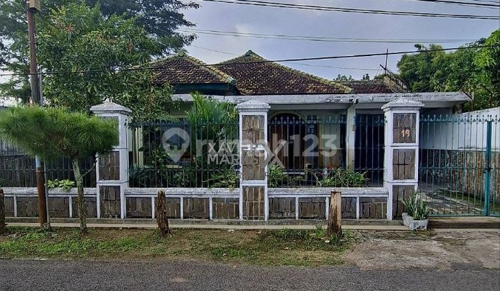RUMAH SELANGKAH KE SUHAT JL. BUNGA-BUNGA COCOK UNTUK RUMAH HUNIAN ATAU RUMAH KOS DEKAT UB SUHAT, LOWOKWARU, MALANG