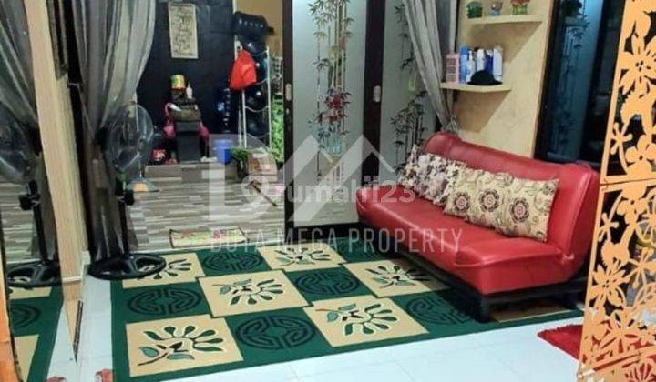 Di Jual Cepat Rumah Cantik 2 Lantai Semi Furnished 2