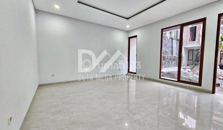 Rumah 2 Lantai Baru SHM di Bintaro, Tangerang Selatan 2