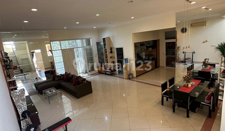 Rumah Pik Akasia Golf 12x25 (300m2) 2,5 Lantai Jakarta Utara