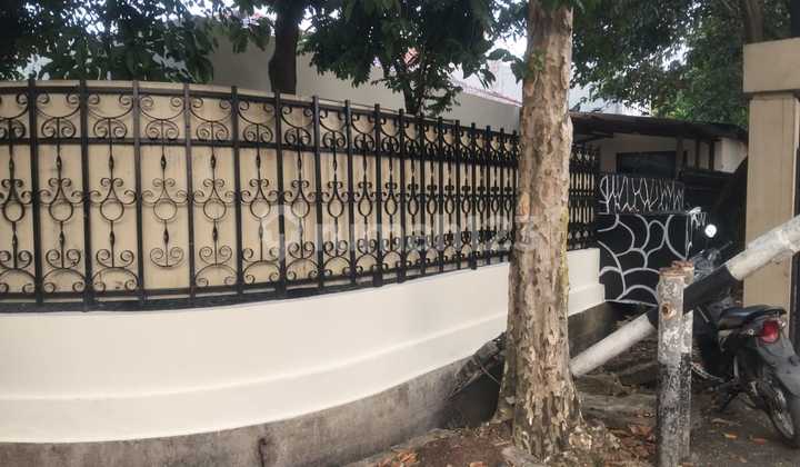 Rumah Siap Huni Dibawah NJOP di Gandaria Kebayoran Baru Rumah Siap Huni Dibawah NJOP di Gandaria Kebayoran Baru