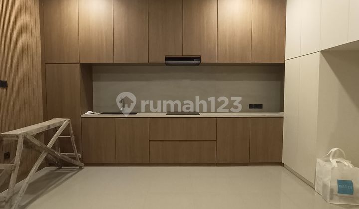 Jual Cepat Rumah Cantik Modern Di Kebayoran Lama 4 Lantai Shm 2