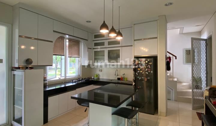 Dijual Cepat Rumah Siap Huni 2 Lantai Di Vanya Park Bsd City 2